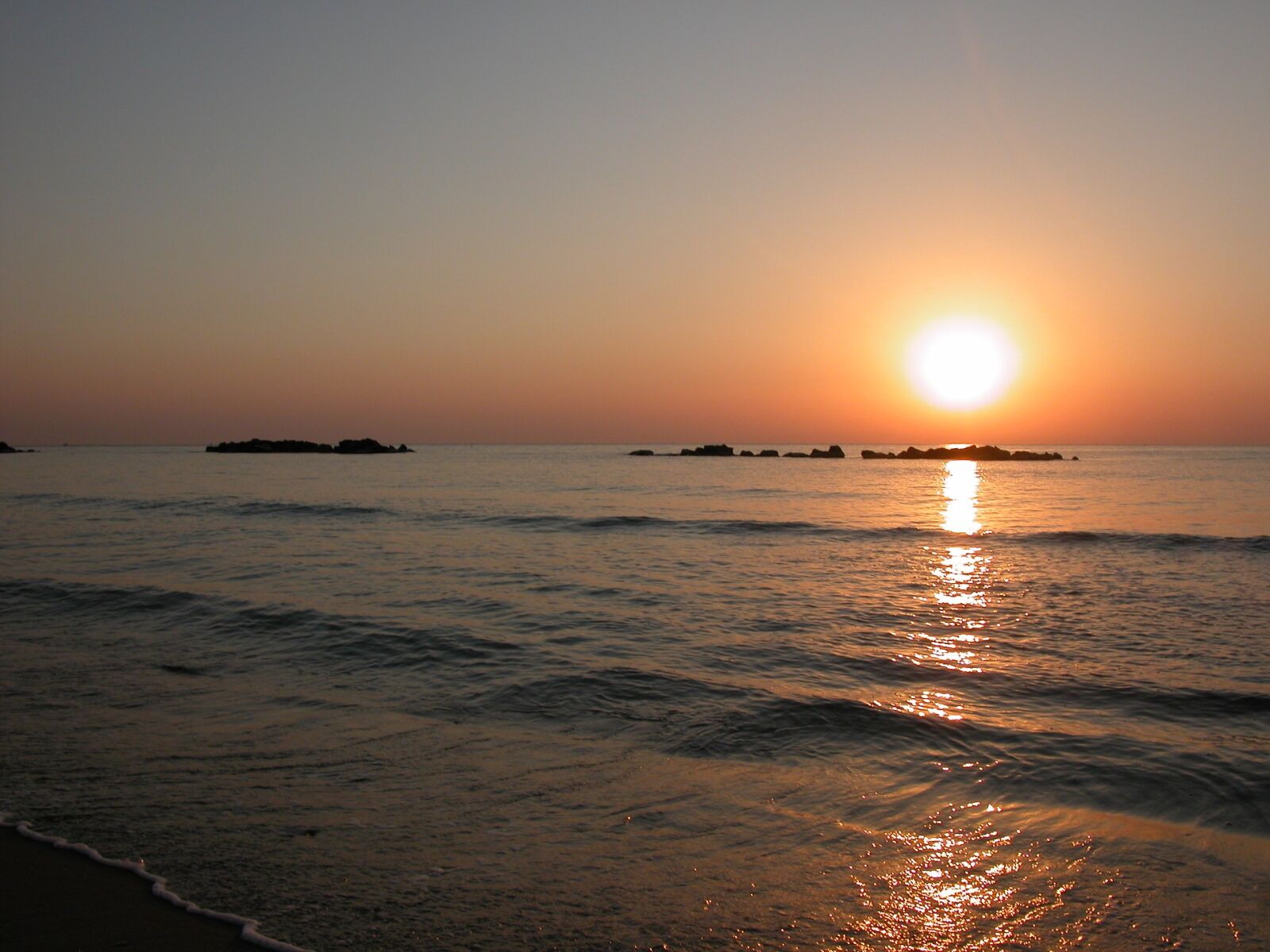 Nikon E5700 sample photo. Sunrise, italy, dawn photography