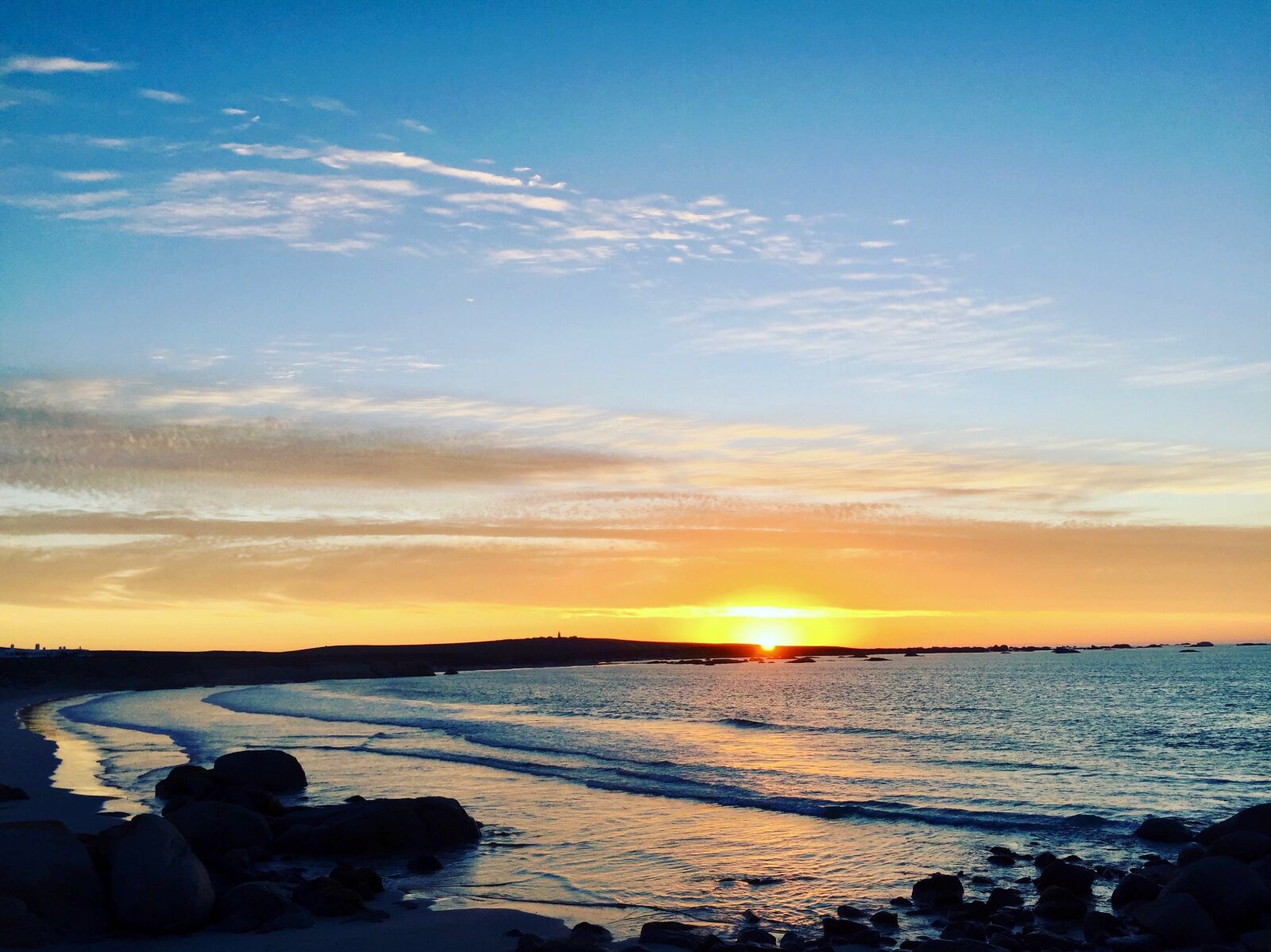 iPhone 6 back camera 4.15mm f/2.2 sample photo. Earth day, sun set photography