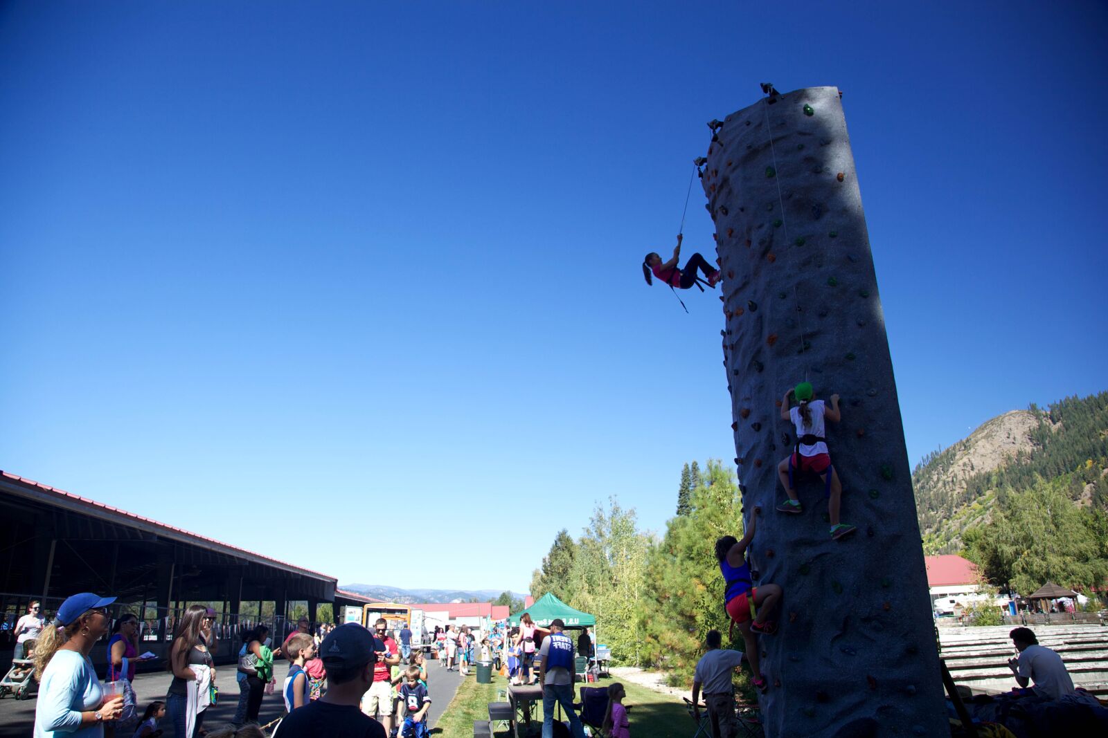 Canon EOS 5D Mark II sample photo. Climbing, wall, outdoor, recreation photography