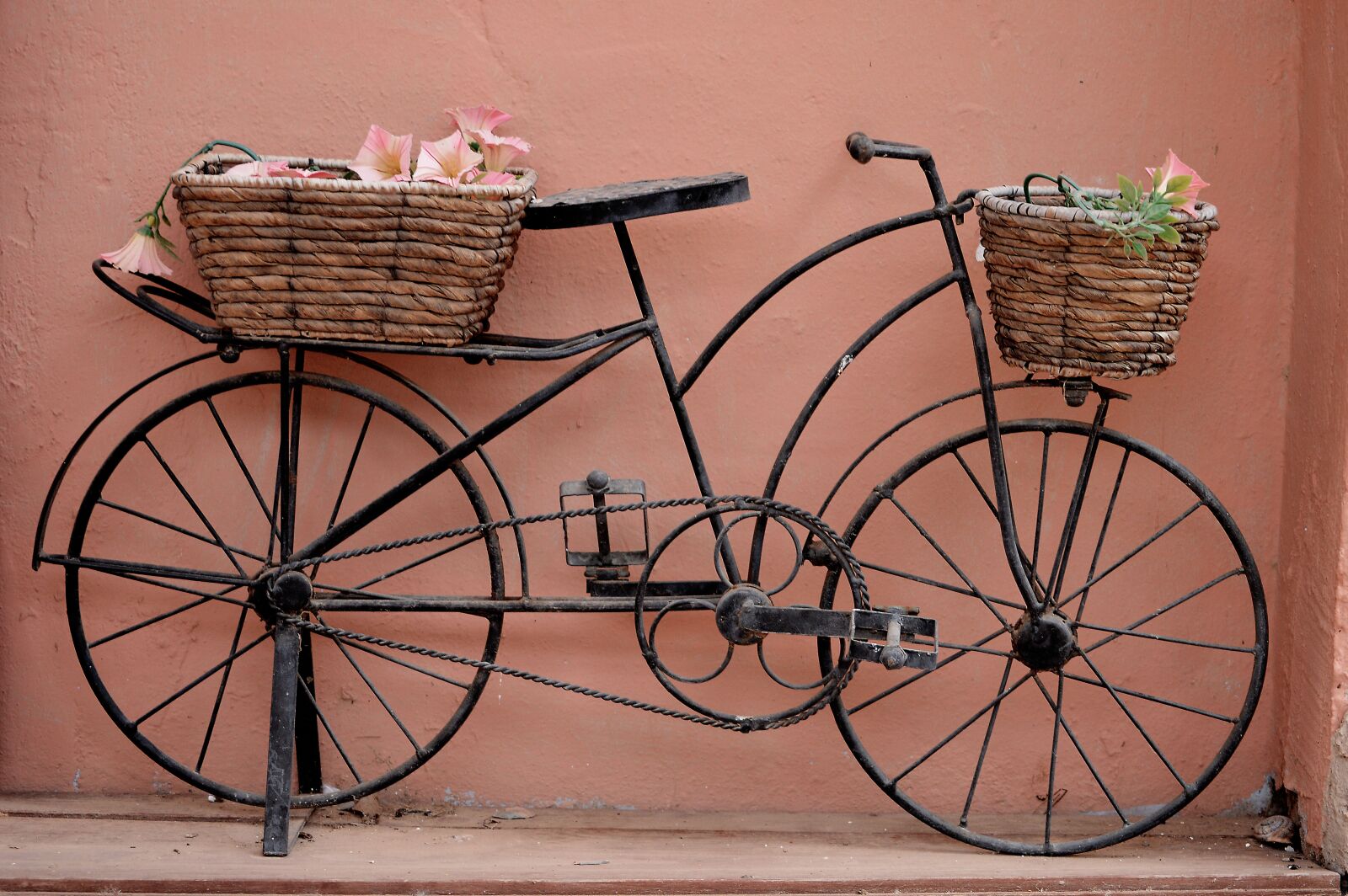 Nikon D3200 sample photo. Bicycle, bicycle with baskets photography