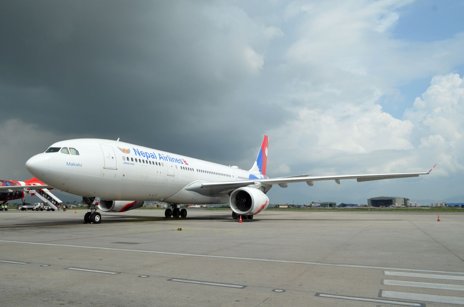Nikon D5100 sample photo. International, airport, flights photography