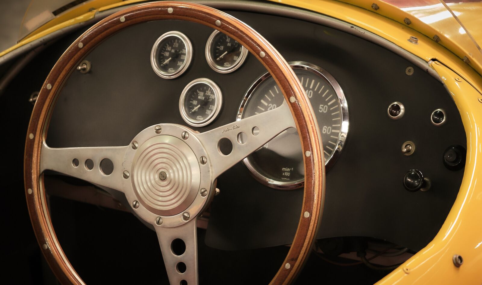 Fujifilm XF 18-55mm F2.8-4 R LM OIS sample photo. Cockpit, auto, steering wheel photography