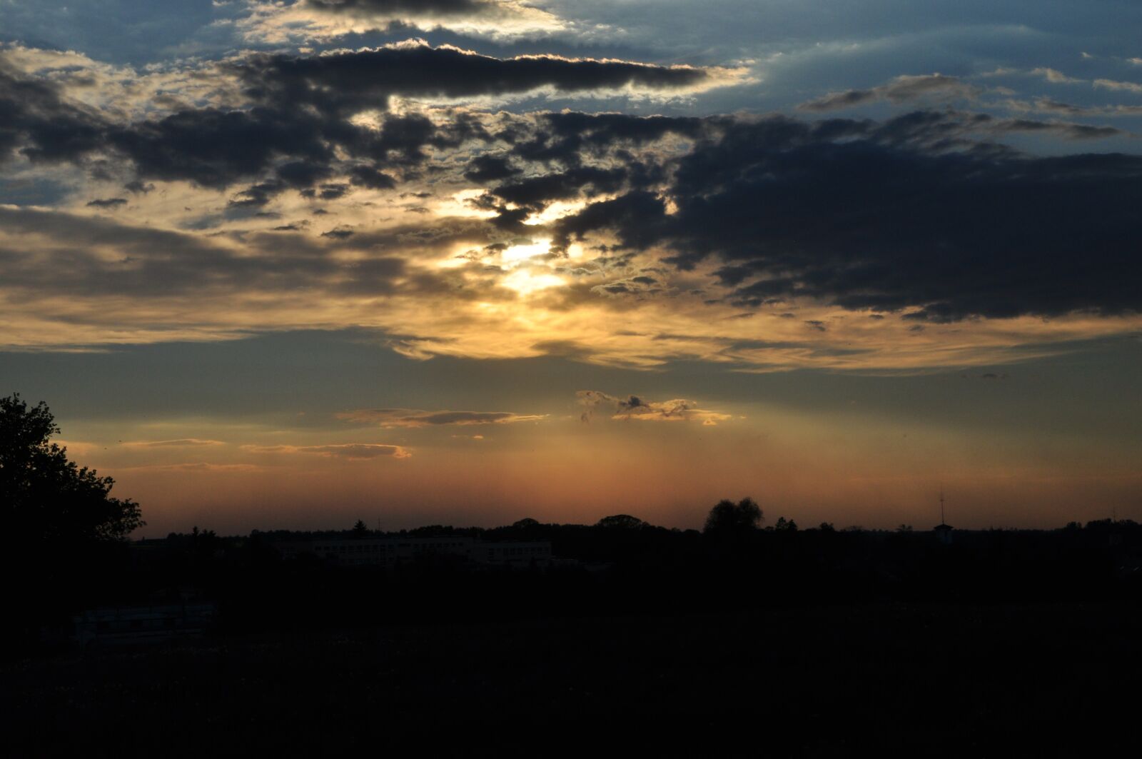 Nikon D5000 sample photo. Sunset, city, evening photography