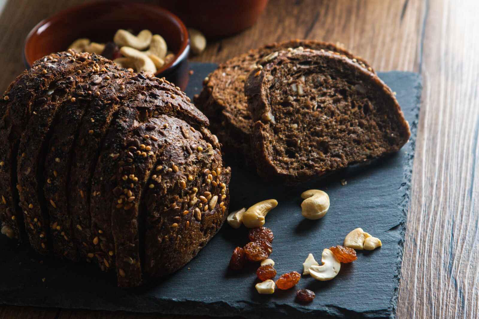 Canon EOS 70D + Canon EF 28-105mm f/3.5-4.5 USM sample photo. Nordic bread, france, healthy photography