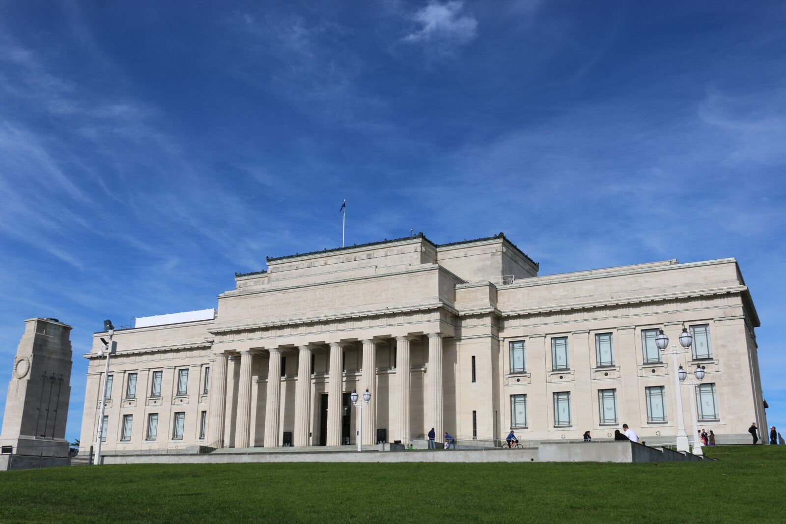Canon EOS 70D sample photo. Auckland museum, historic building photography