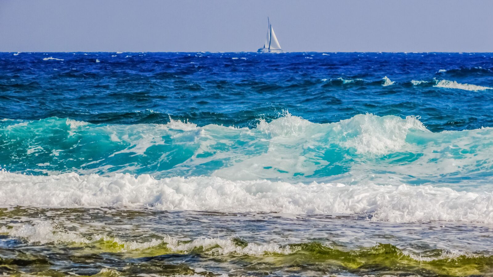 Canon PowerShot SX400 IS sample photo. Wave, smashing, sea photography