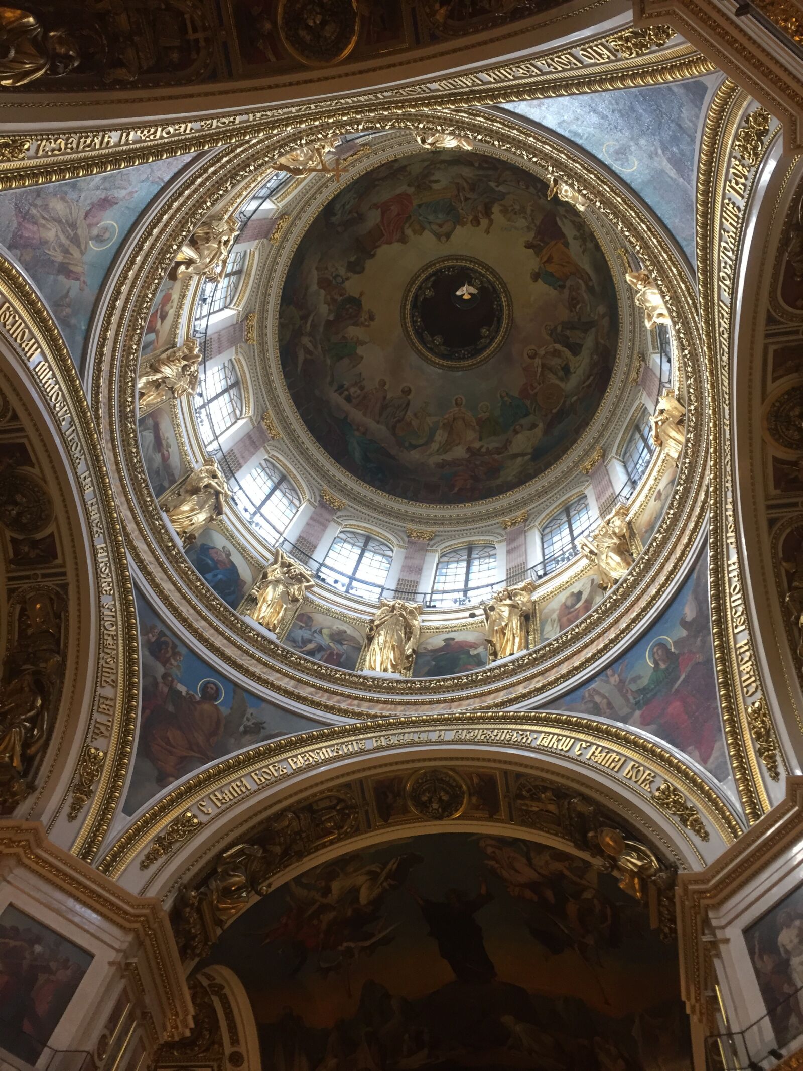 iPhone 6 back camera 4.15mm f/2.2 sample photo. Church, gable, roof photography