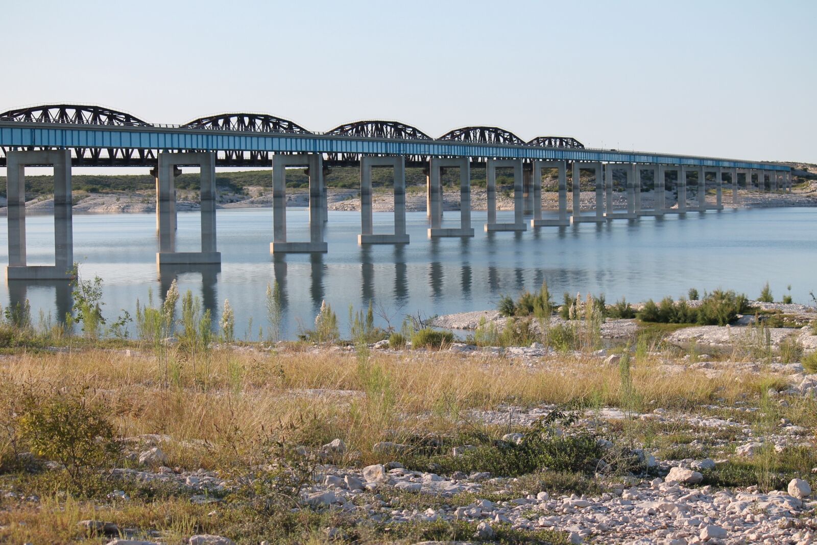 Canon EOS 1100D (EOS Rebel T3 / EOS Kiss X50) sample photo. Lake, water, bridge photography