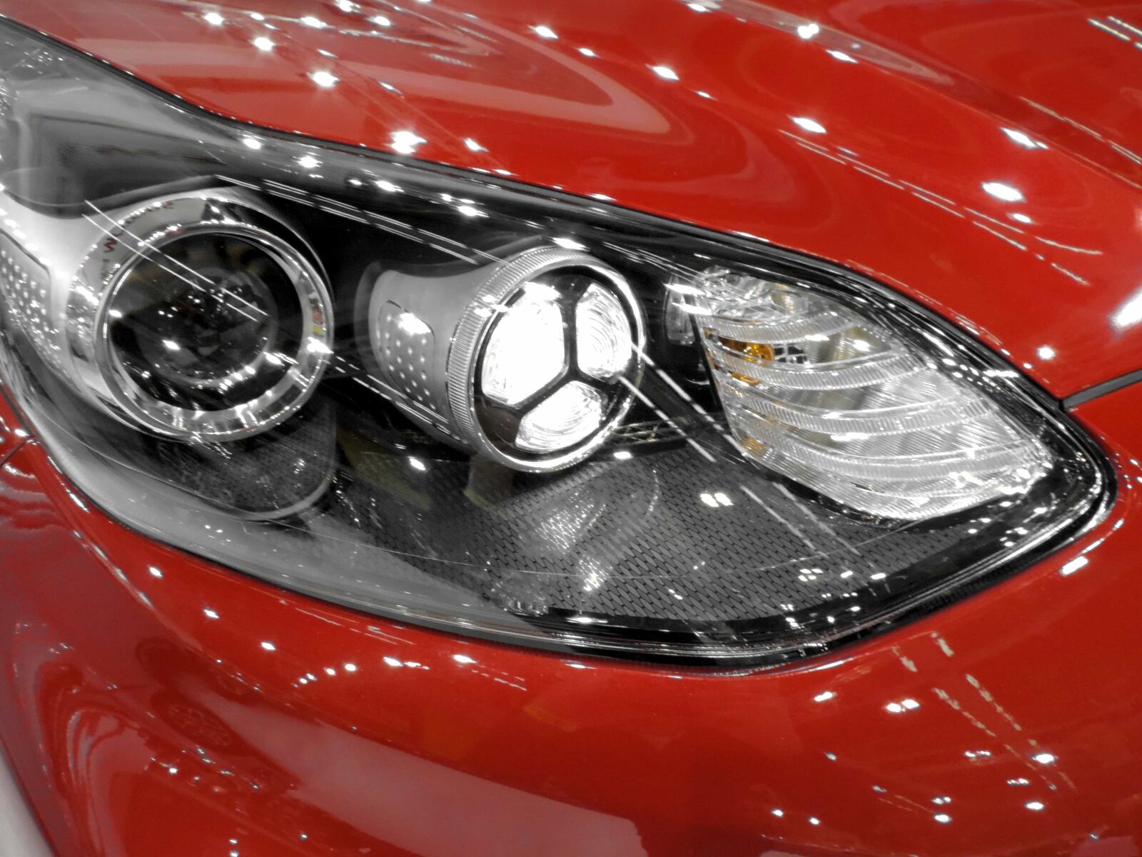 Nikon Coolpix P520 sample photo. Bumper, curve, design, headlight photography