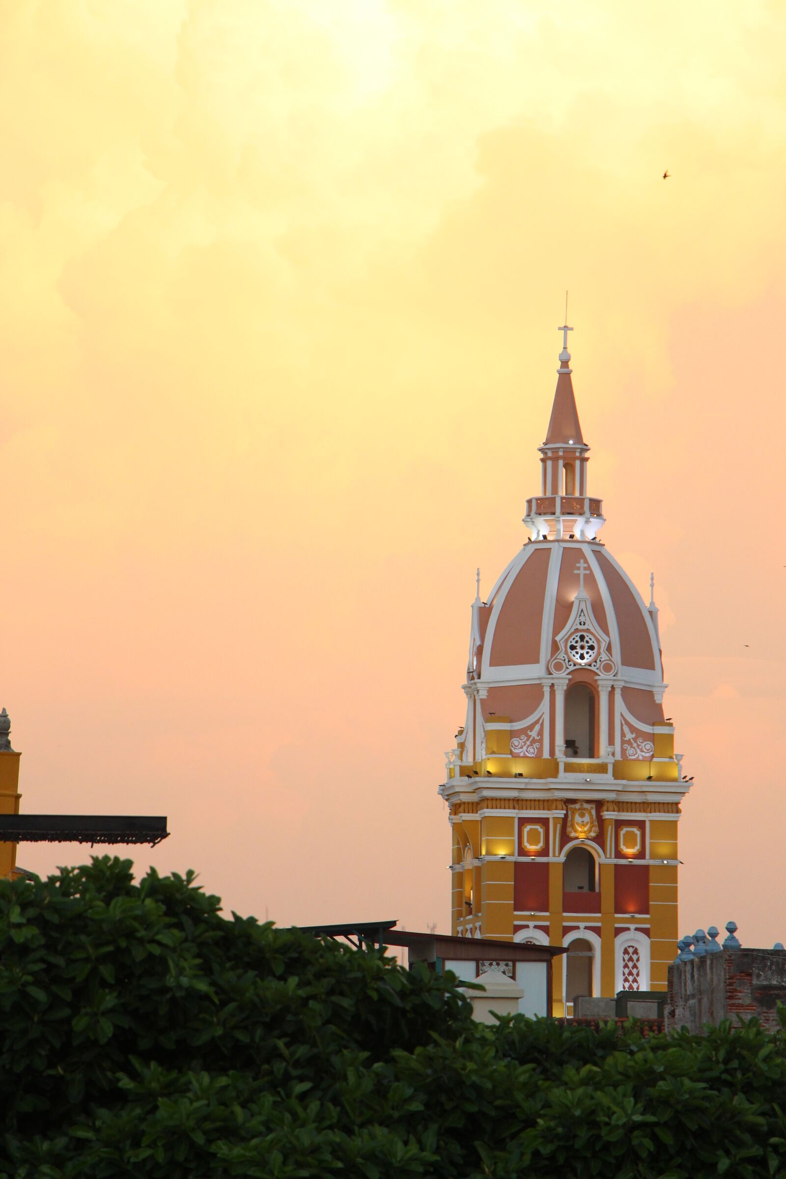 Canon EOS 700D (EOS Rebel T5i / EOS Kiss X7i) sample photo. Church, sky, cathedral photography