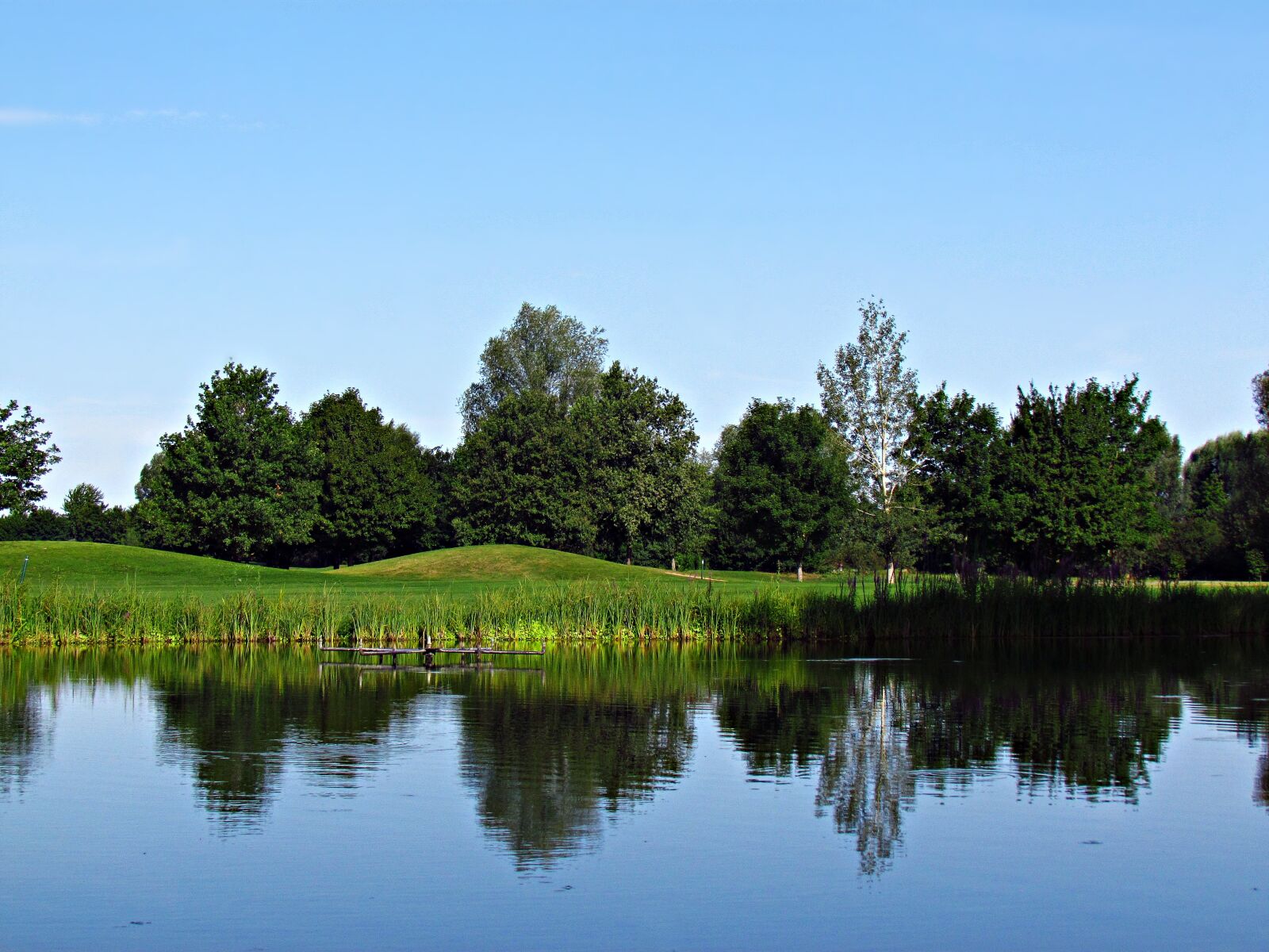 Canon PowerShot SX30 IS sample photo. Water, pond, landscape photography