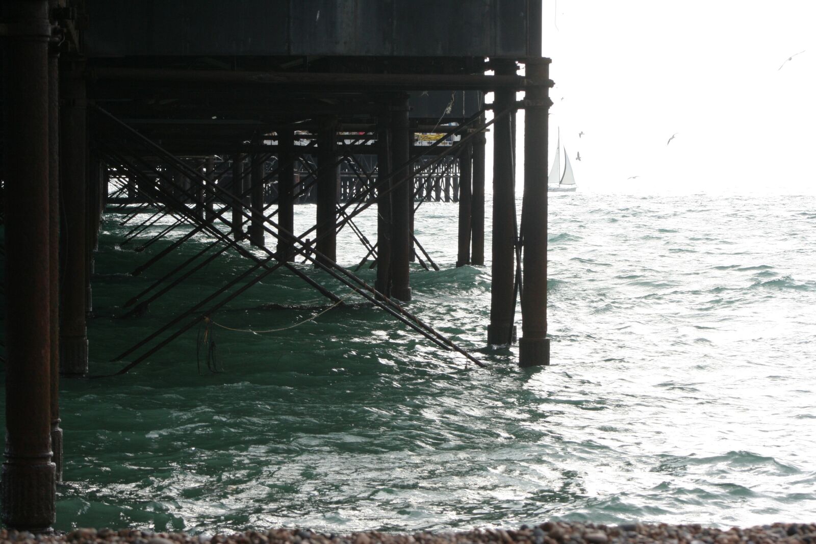 Canon EOS 350D (EOS Digital Rebel XT / EOS Kiss Digital N) sample photo. Pier, brighton, beach photography