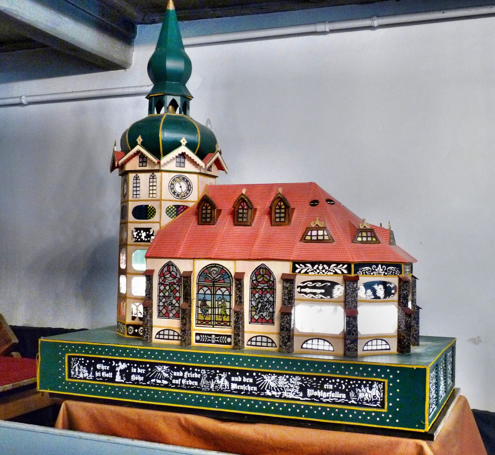 Panasonic Lumix DMC-FZ28 sample photo. Model church, shadow play photography