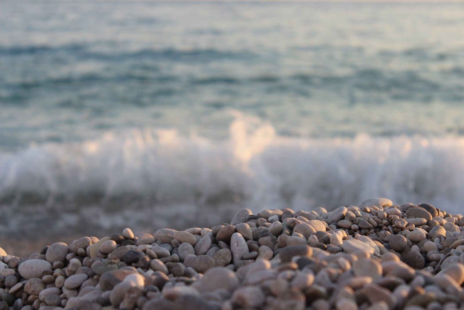 Canon EOS 600D (Rebel EOS T3i / EOS Kiss X5) sample photo. Dhermi, albania, stones photography
