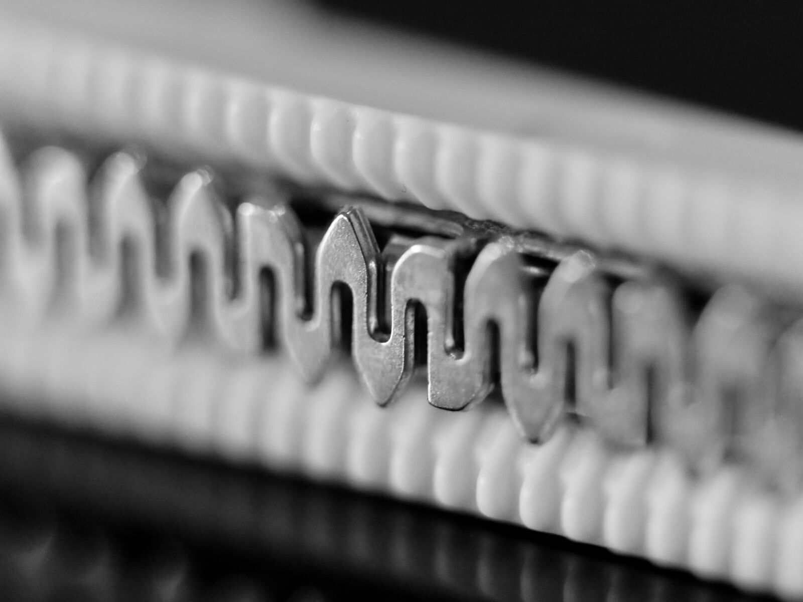 Panasonic Lumix DC-G9 sample photo. Macro, technology, mechanics photography