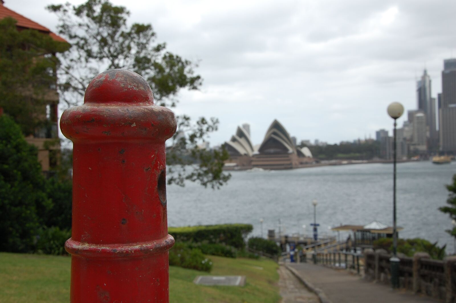 Nikon D40 sample photo. Hydrant, sydney, opera photography