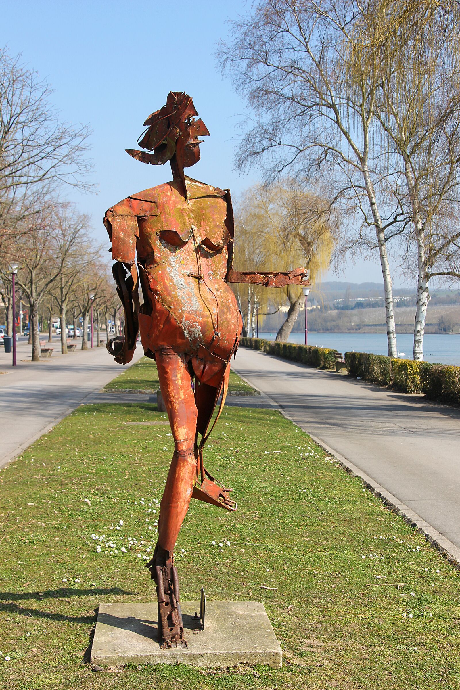Canon EOS 700D (EOS Rebel T5i / EOS Kiss X7i) sample photo. Park, sculpture, artwork photography