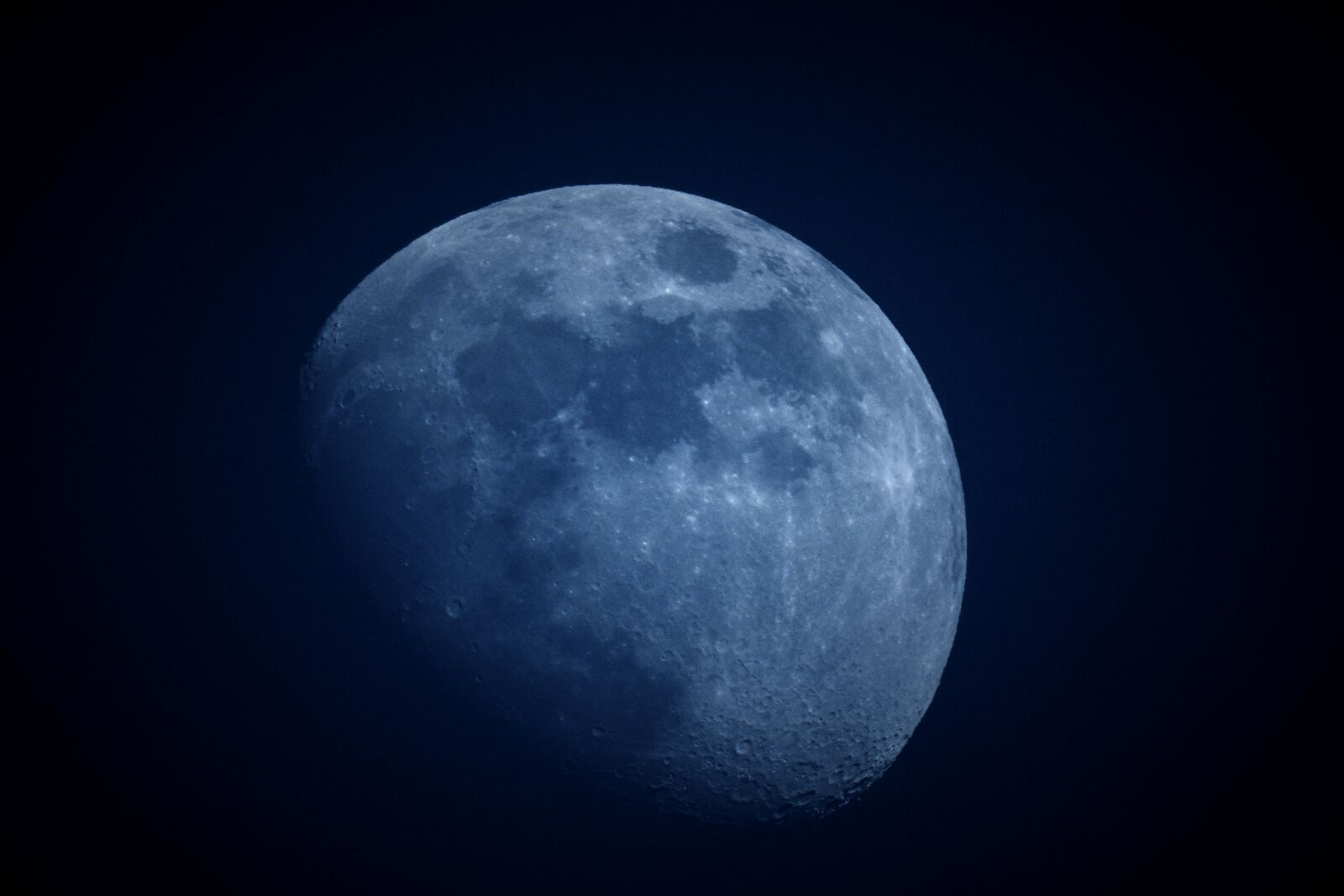Nikon Coolpix P900 sample photo. Moon, astronomy, space photography