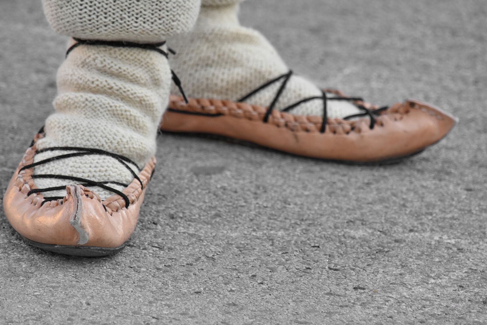 Nikon D5500 sample photo. Handmade, leather, old fashioned photography