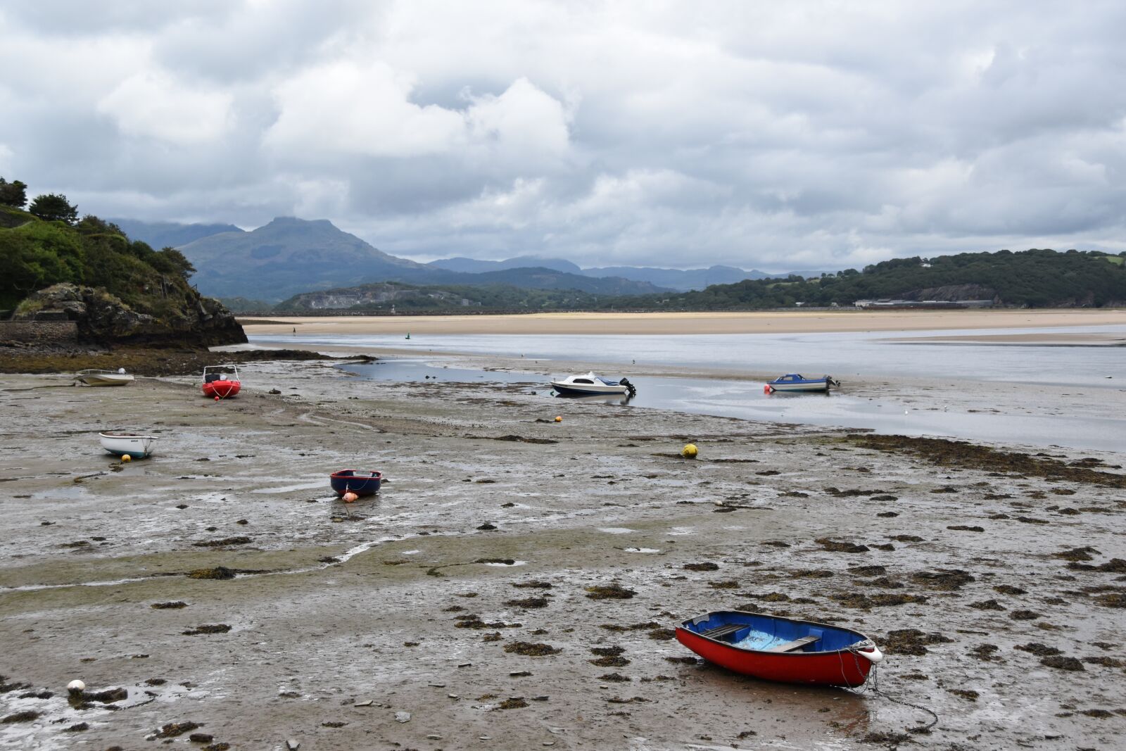 Nikon D5600 sample photo. Tidal river, wales, united photography
