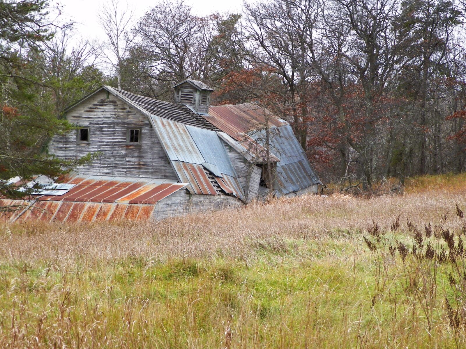 Kodak EASYSHARE Z5010 DIGITAL CAMERA sample photo. Barn, rustic, fall photography