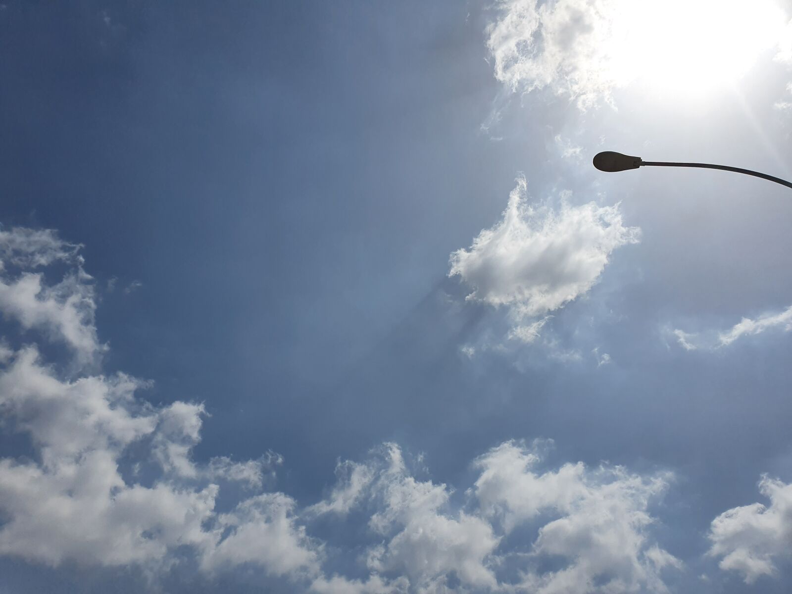 Samsung Galaxy S10 sample photo. Sky, nature, blue photography