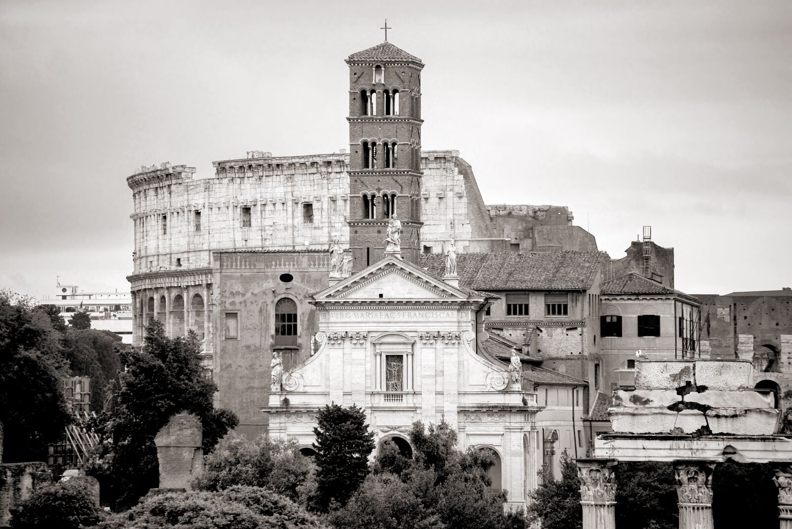 Sigma sample photo. Rome, coliseum, church photography