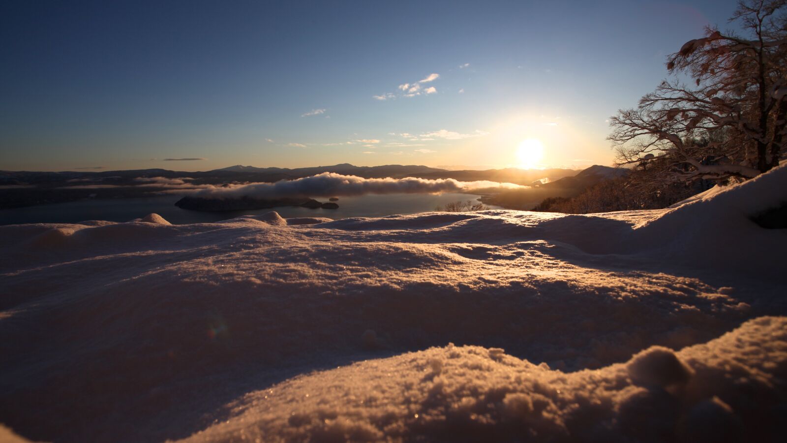 Canon EOS 5D Mark II sample photo. Snow, sunrise, winter photography