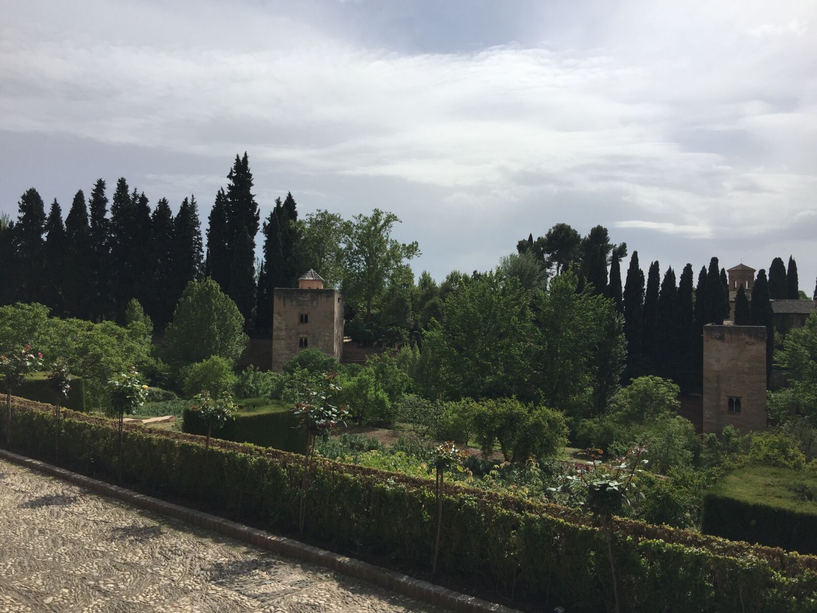 iPhone 6 Plus back camera 4.15mm f/2.2 sample photo. Alhambra, tower of the photography