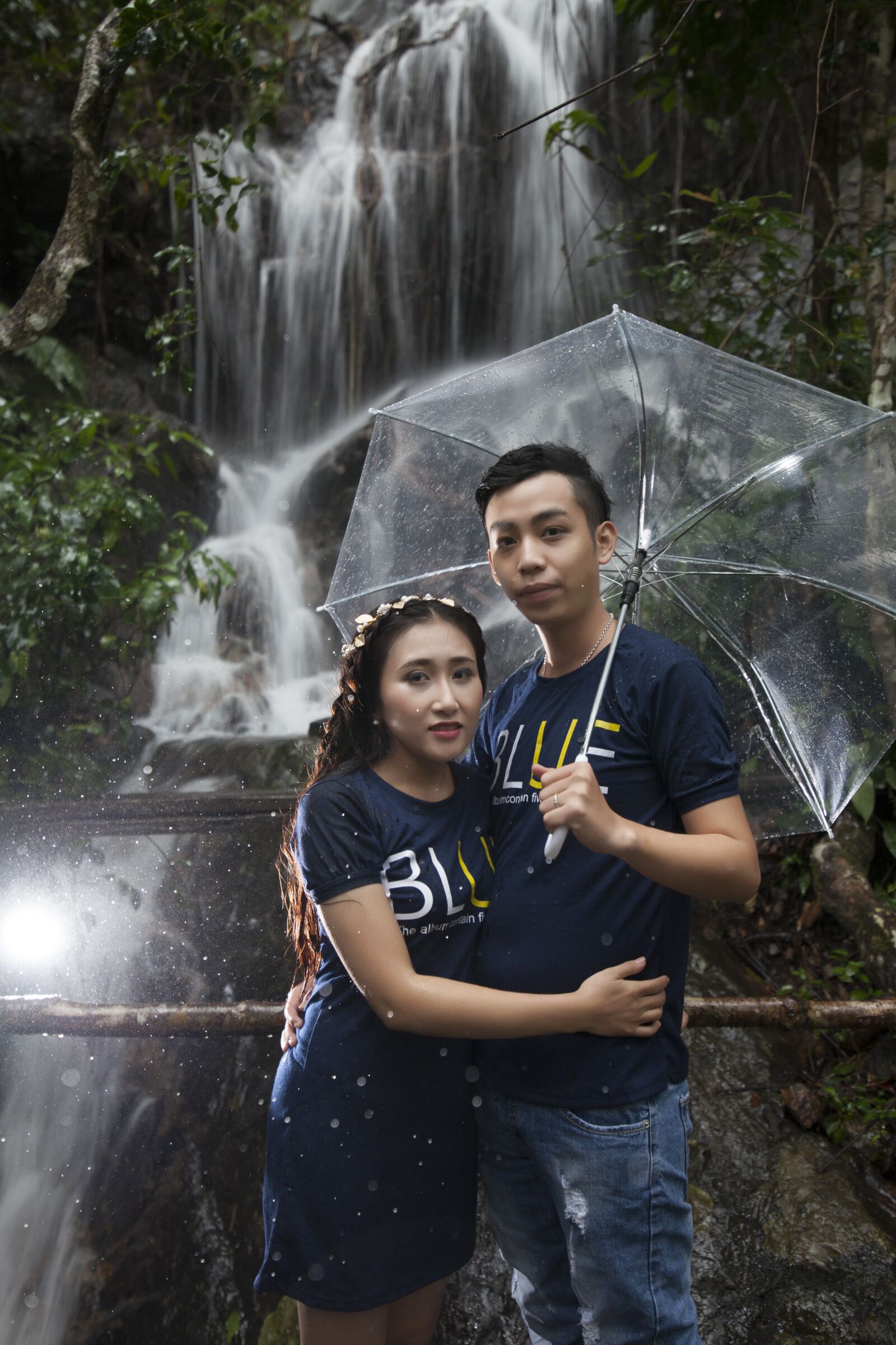 Canon EOS 5D Mark II sample photo. Wedding, wedding photo, natural photography