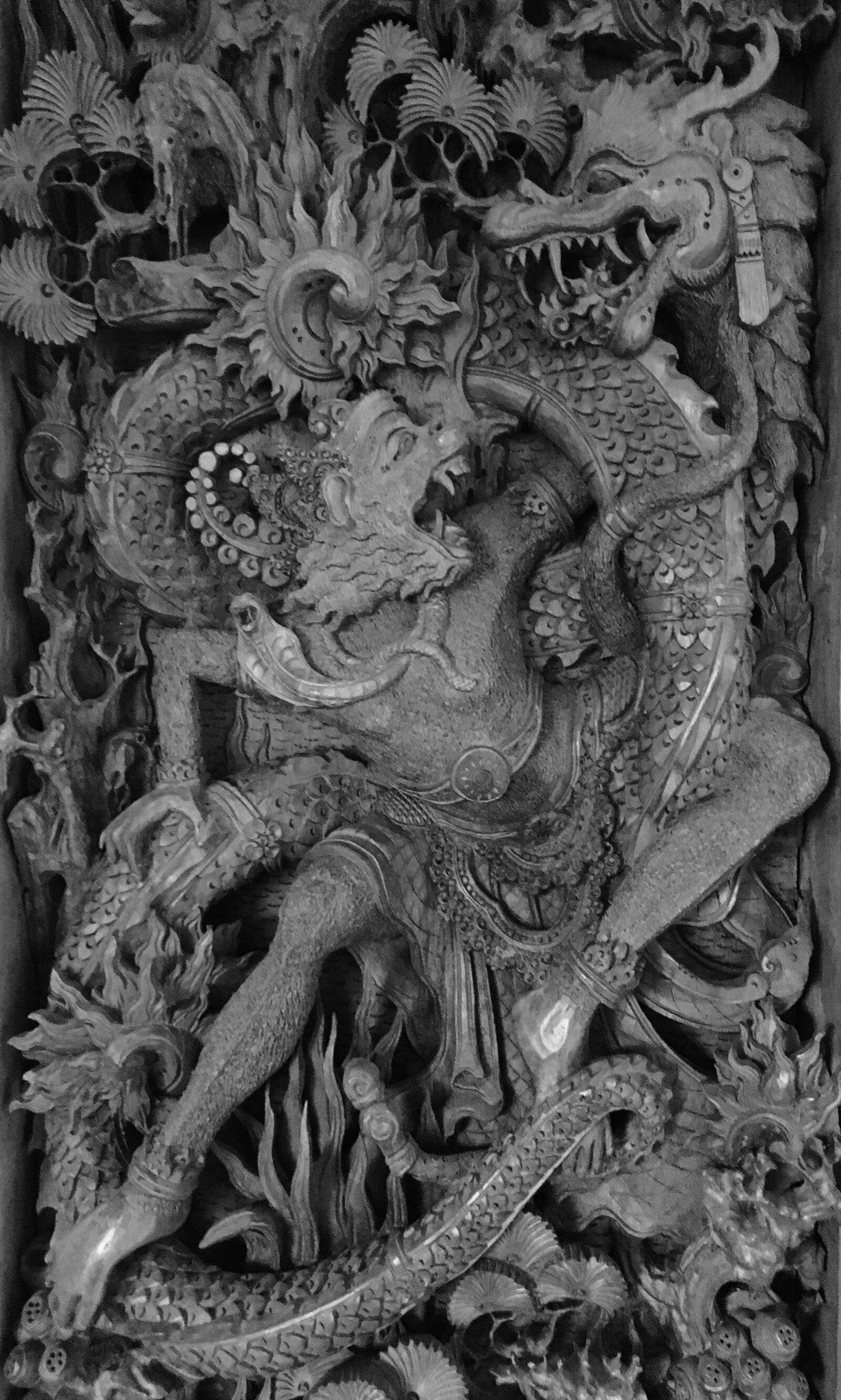 iPhone SE back camera 4.15mm f/2.2 sample photo. Wood carving, hanuman, bali photography