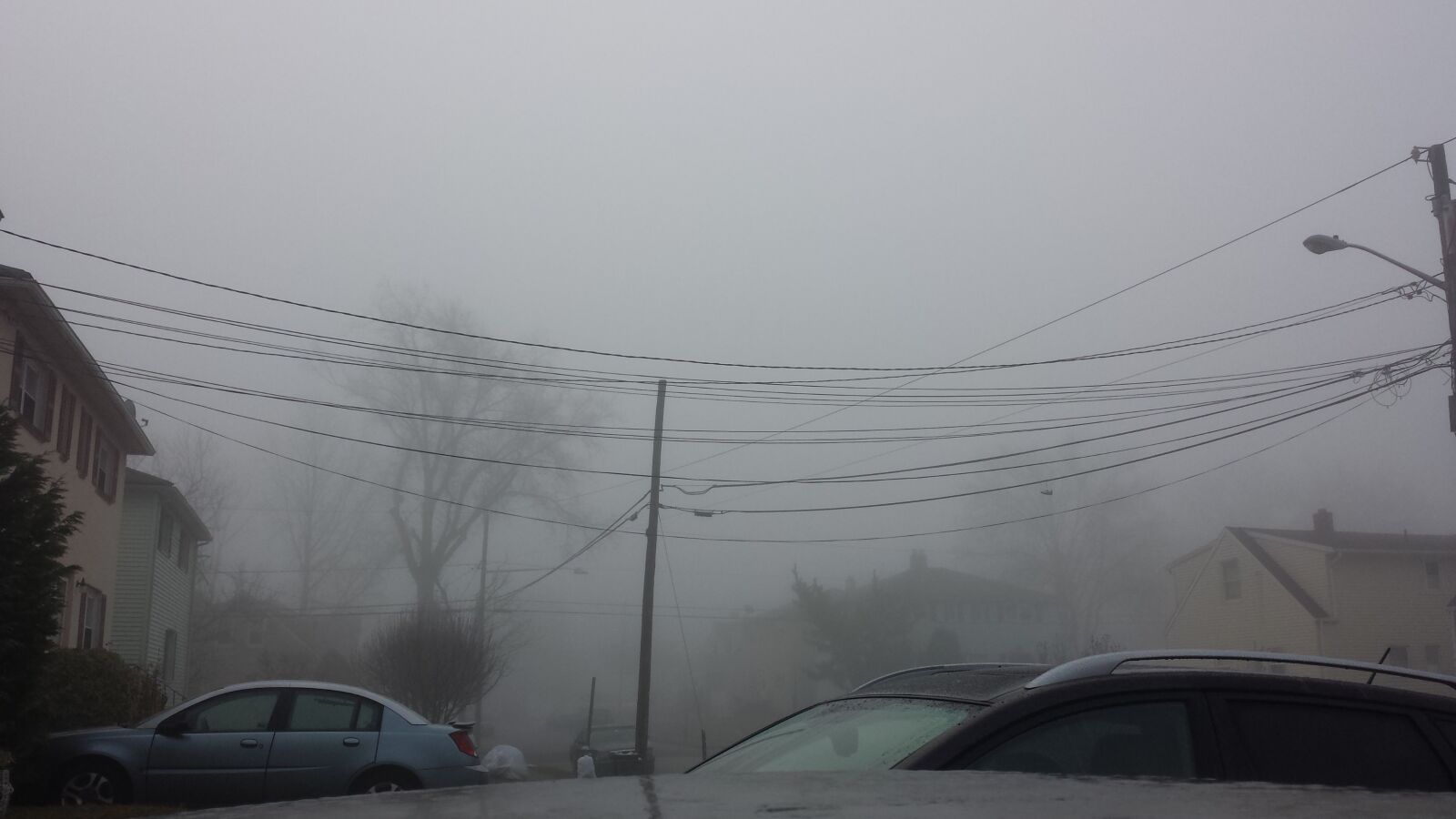 Samsung Galaxy S4 sample photo. Foggy, suburban, houses photography