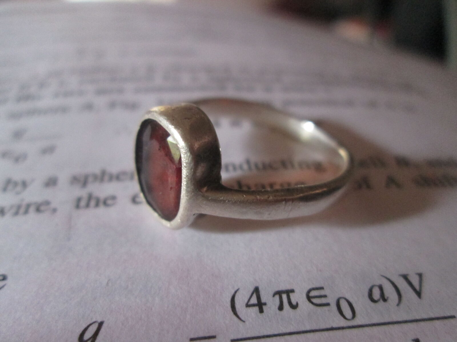 Canon PowerShot A2500 sample photo. Ring photography