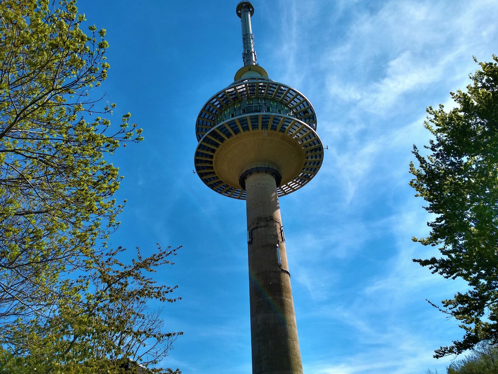 Motorola moto g(8) plus sample photo. Tower, mast, radio mast photography