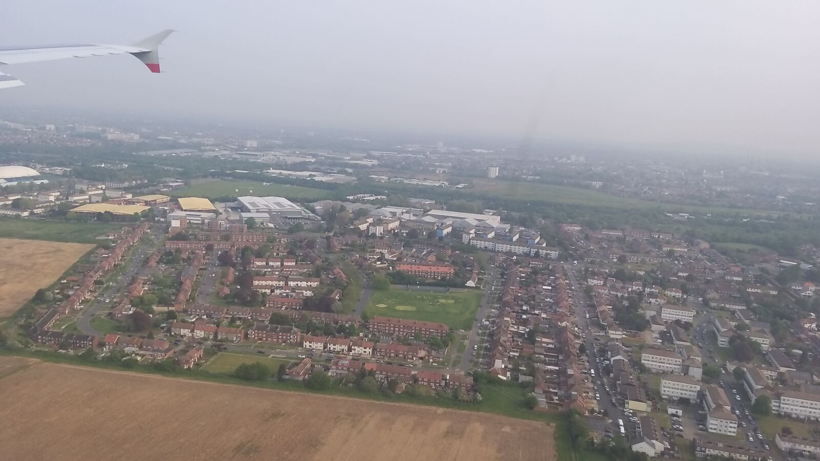 Samsung Galaxy A9 (2018) sample photo. Airplane, view, london photography