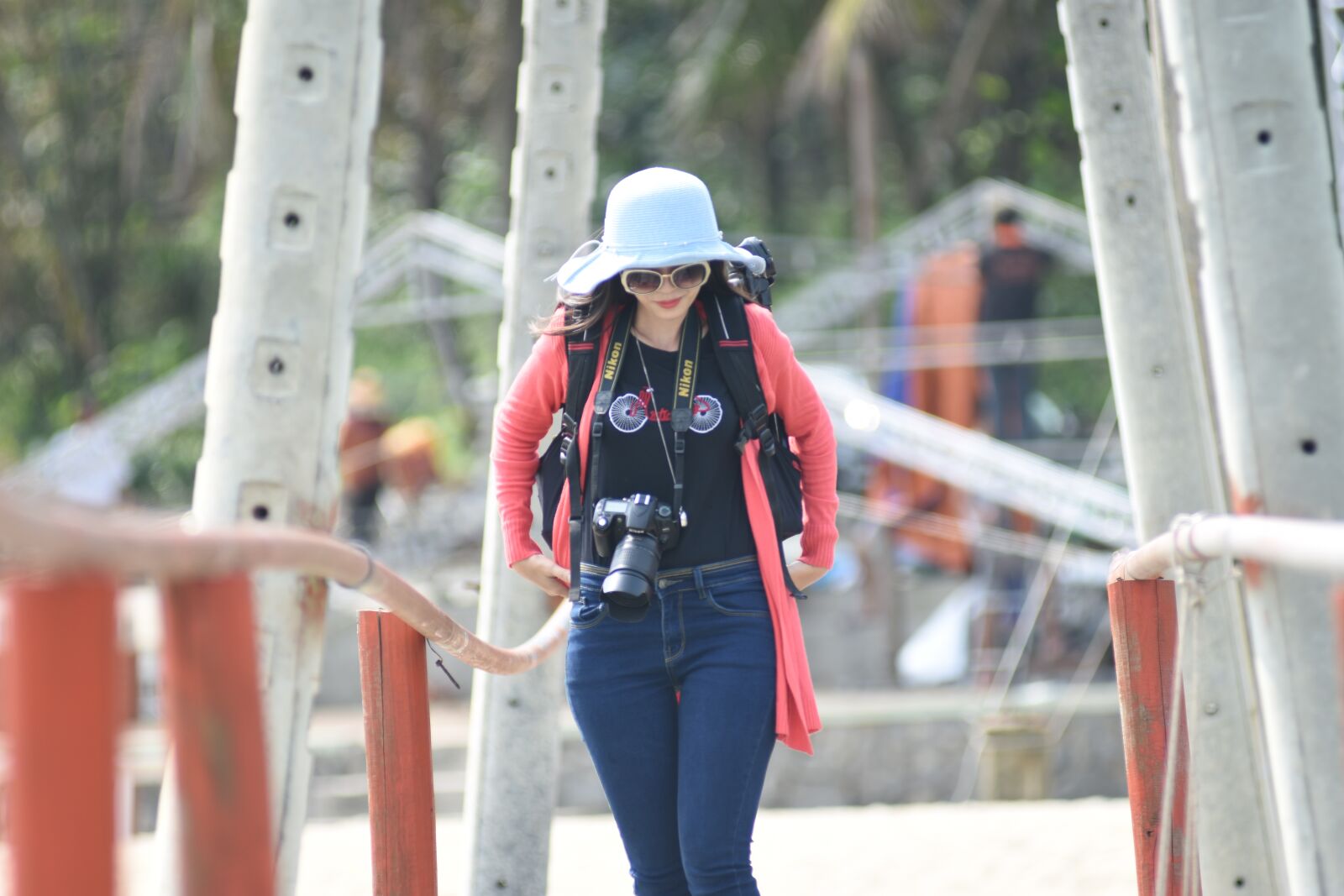Nikon D7200 sample photo. Girl with camera, the photography