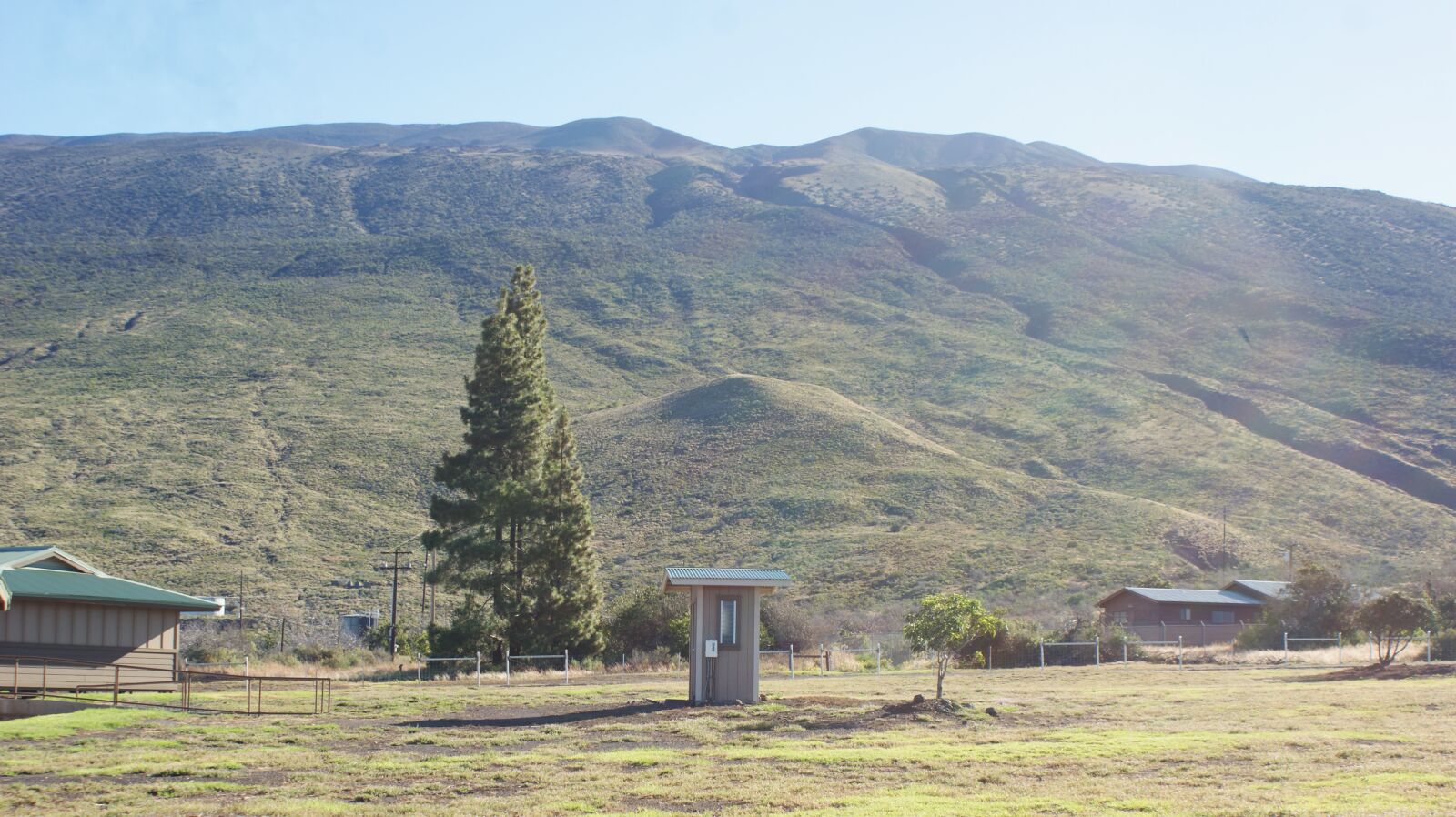 Sony Alpha DSLR-A350 sample photo. Mauna kea, mountain, nature photography
