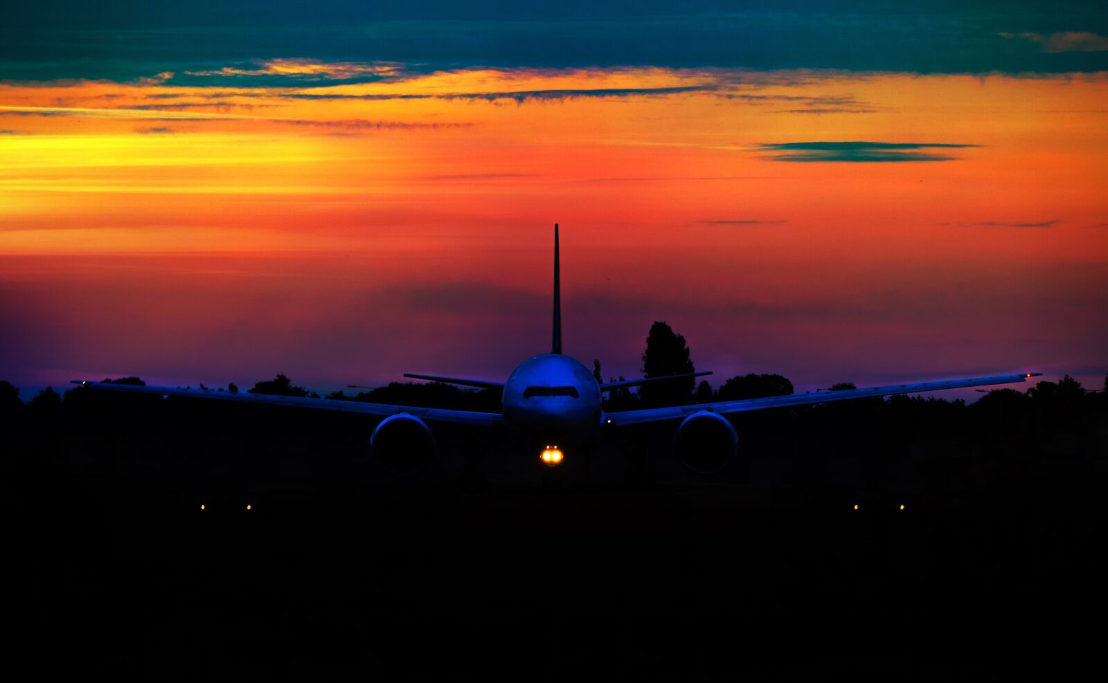 Canon EF 70-200mm F2.8L IS II USM sample photo. Sunset, airline, aircraft photography