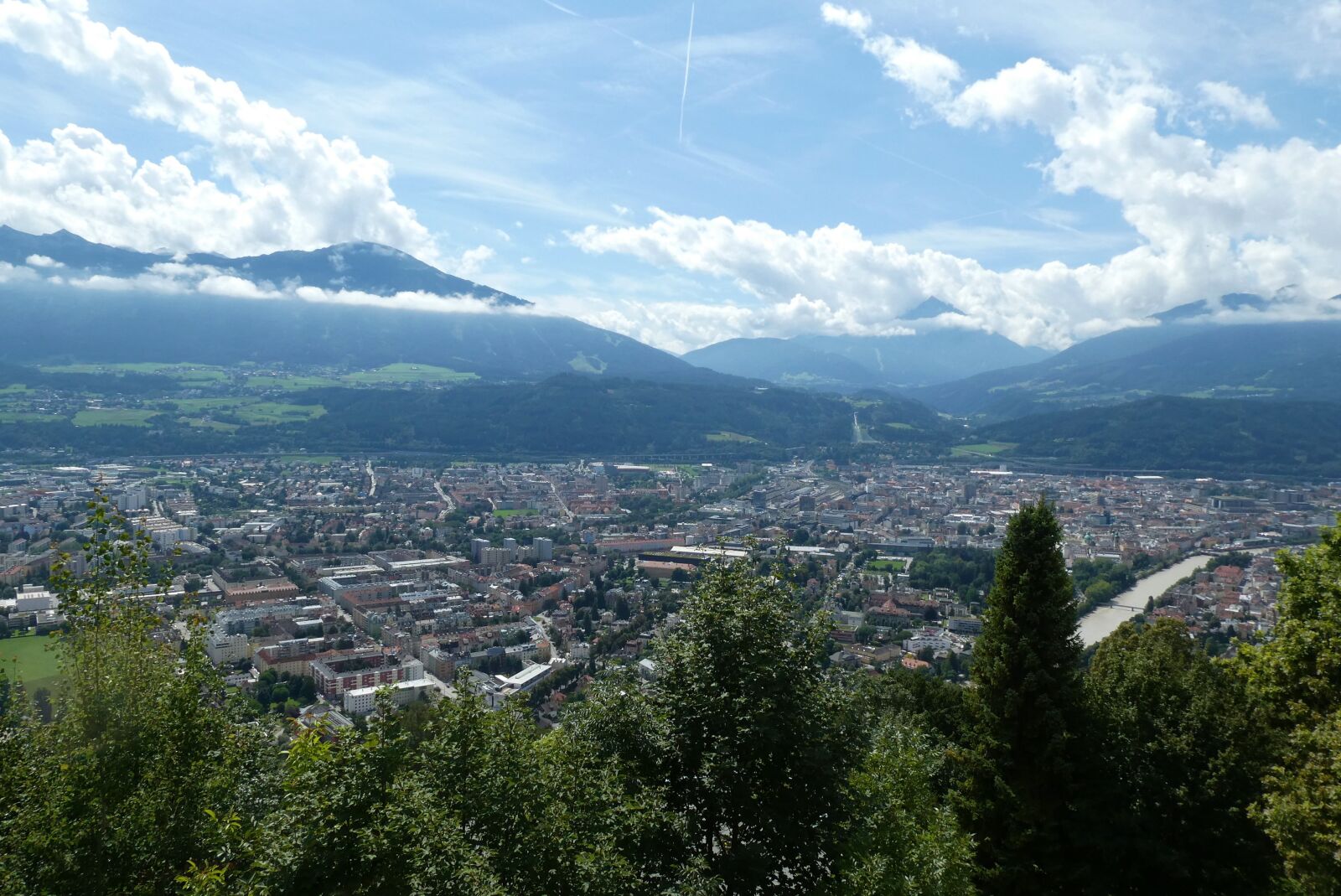 Panasonic Lumix DC-ZS70 (Lumix DC-TZ90) sample photo. Car, innsbruck, mountains photography