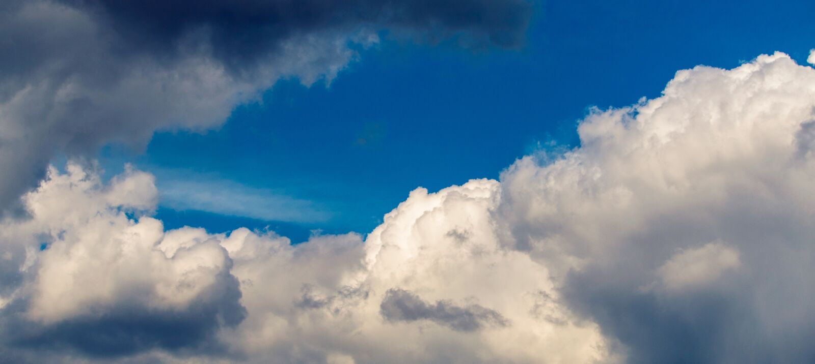 Canon EOS 70D sample photo. Clouds, the sky, blue photography
