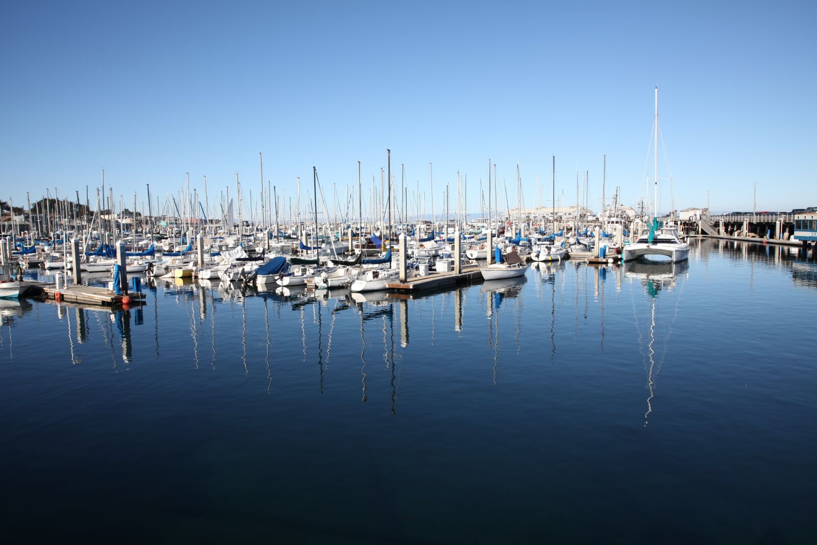 Canon EOS 5D Mark II sample photo. Sea, blue sky, calm photography