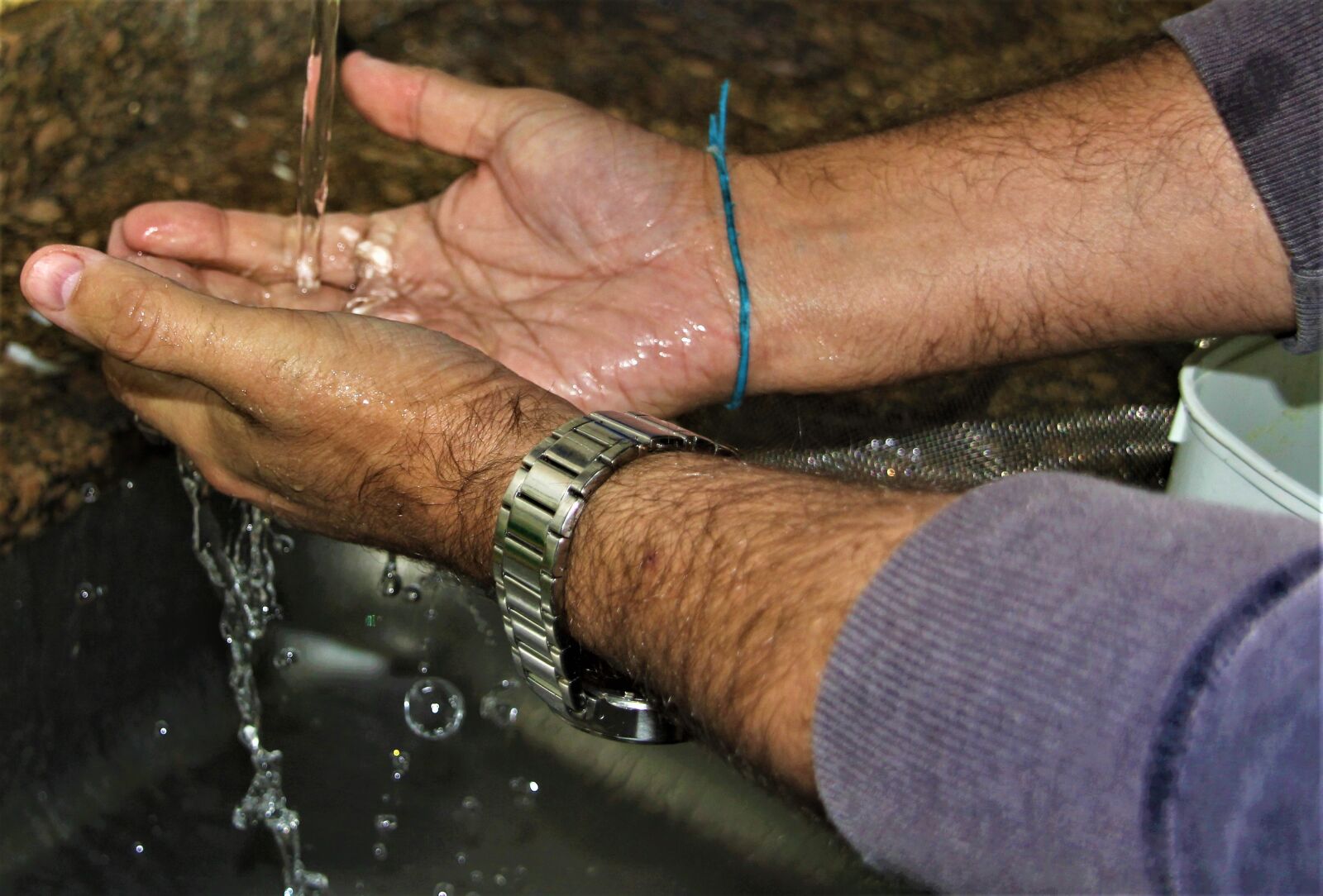 Canon EOS 60D sample photo. Wash, hands, coronavirus photography