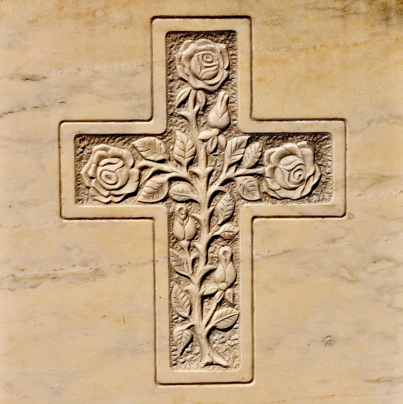 Nikon D7200 sample photo. Cross, relief, roses photography