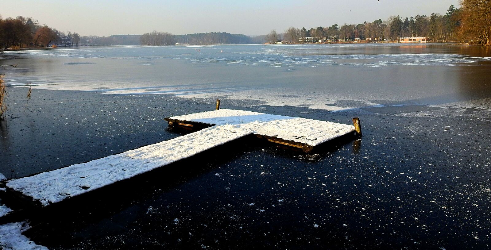 Nikon Coolpix P900 sample photo. Nature, lake, ice photography