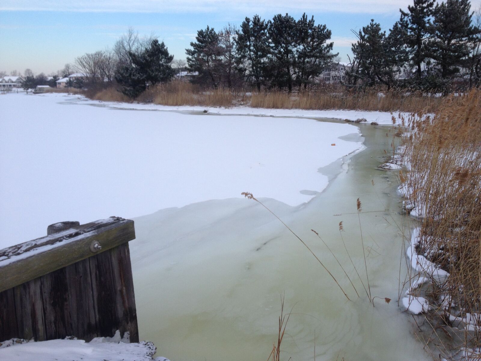 Apple iPhone 4S sample photo. Winter, dock, winter river photography