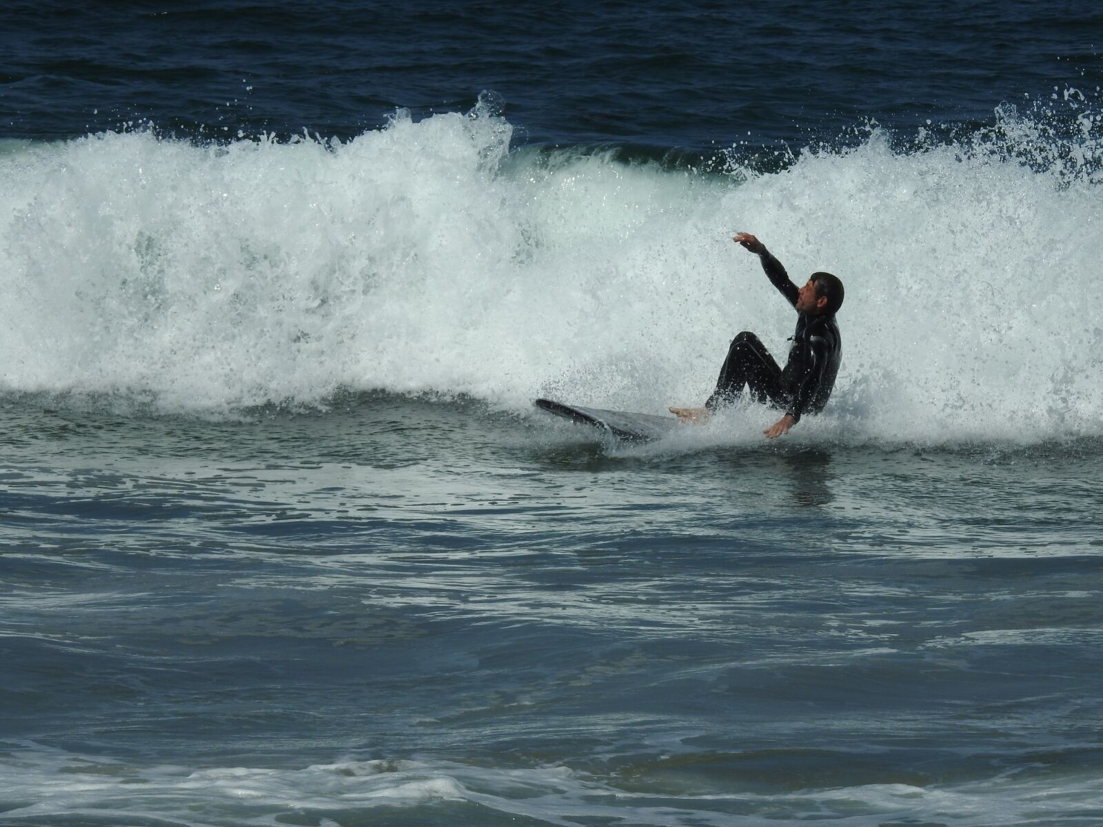 Nikon Coolpix P900 sample photo. Surfer, surf, ocean photography