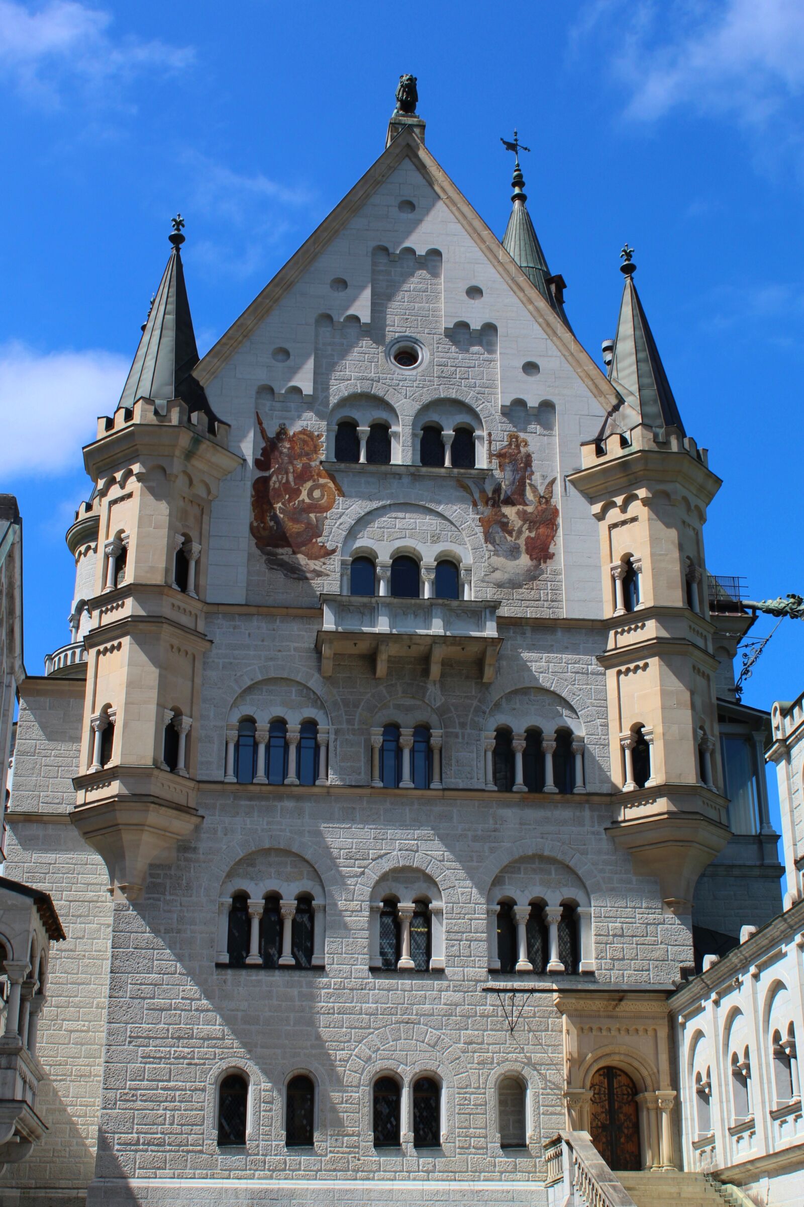 Canon EOS 1300D (EOS Rebel T6 / EOS Kiss X80) sample photo. Kristin, castle, fairy castle photography