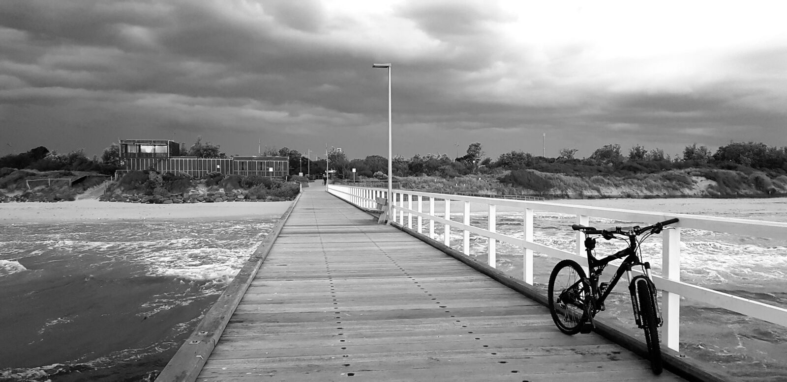 Samsung SM-N950F sample photo. Pier, ocean, bike photography