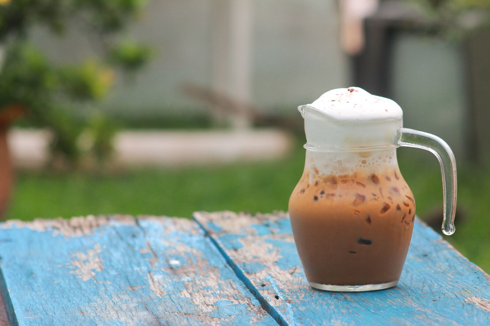 Canon EOS 1100D (EOS Rebel T3 / EOS Kiss X50) sample photo. Cappuccino, ice coffee, coffee photography