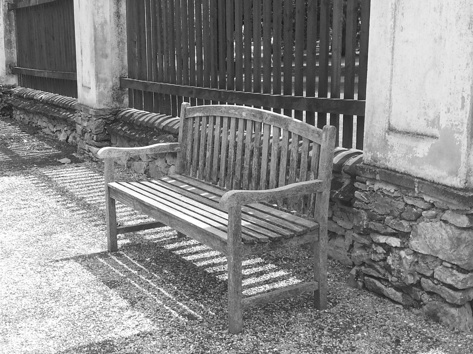 Samsung Galaxy S3 sample photo. Gray, bench, garden photography